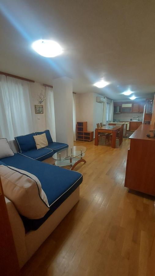 Hostex Vintage Apartment Stara Zagora Ngoại thất bức ảnh
