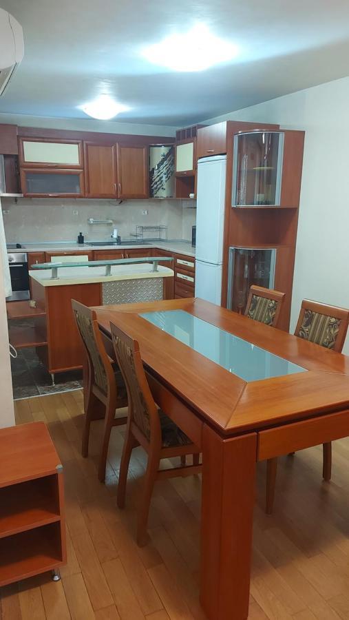 Hostex Vintage Apartment Stara Zagora Ngoại thất bức ảnh